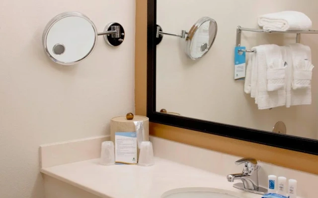 Fairfield Inn & Suites Oakland Hayward