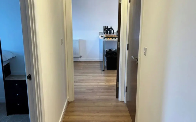 Cozy 2-bed Apartment in Grays
