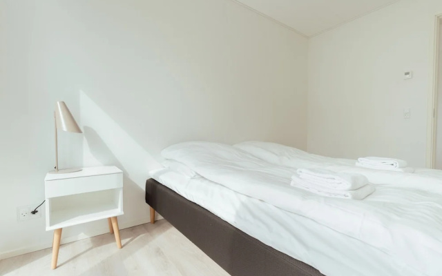 Nordic Swan Aparthotel | Seaview| Stunning 2Br Apt