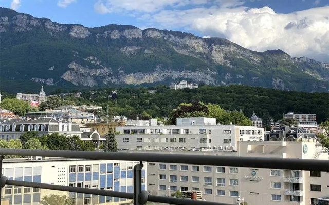 Studio moderne et lumineux centre ville Aix les Bains