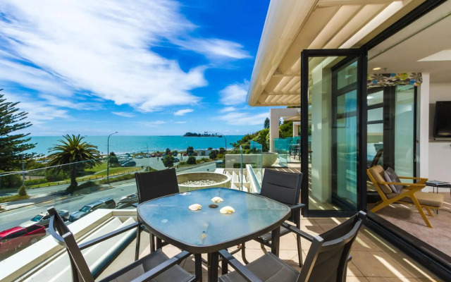 Beachside Apartment