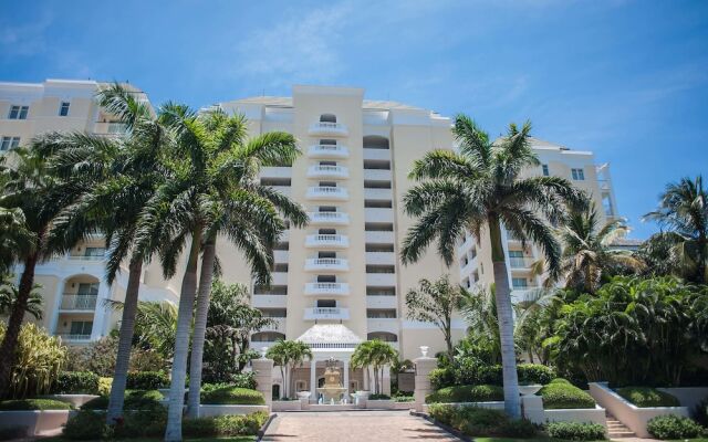Отель Palmyra Luxury Suites вид на фасад