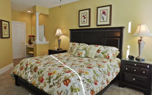 Edgewater Apartment 533