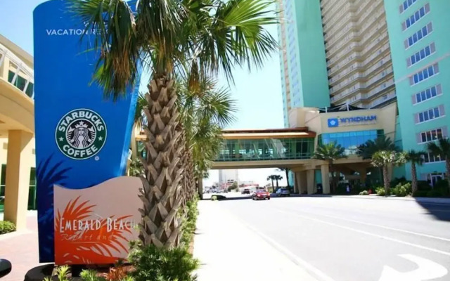 Emerald Beach 1628