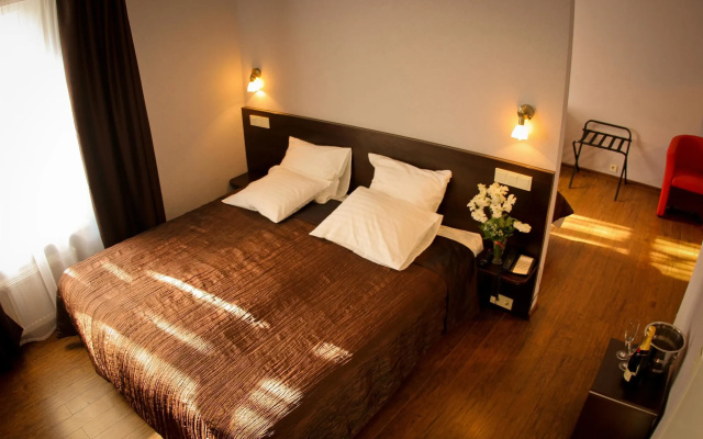Primo Hotel