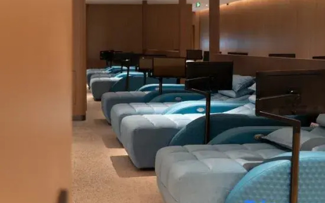 Wusun Mountain Spring Spa International Hotel