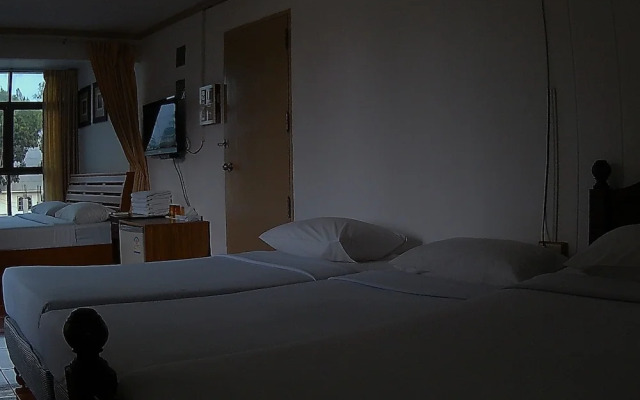 Baan P'Mike Resort Pranburi