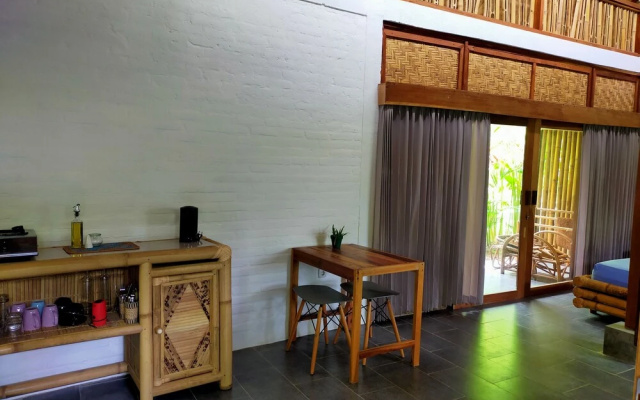 Lombok Pool House
