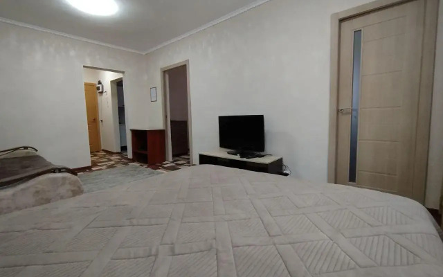Апартаменты на улице Димитрова 1