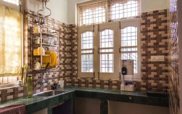 OYO 12394 Home Scenic 3BHK Khanyara Ground