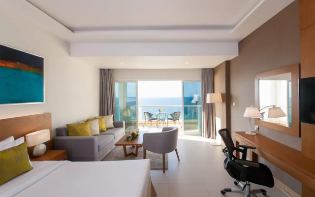 Land Mark Suites Hotel