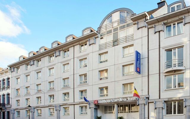 Отель Hilton Garden Inn Brussels City Centre вид на фасад