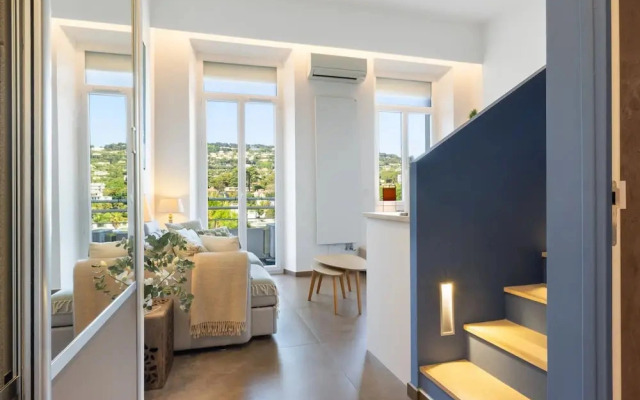 405 Le Blue in Cannes