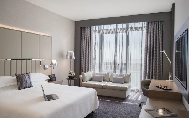 Pearl Rotana Hotel Capital Centre