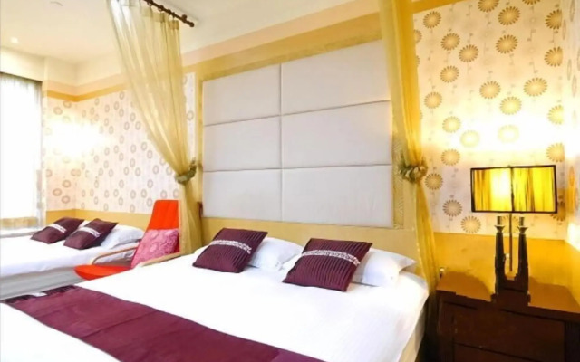 85 Cape Suites