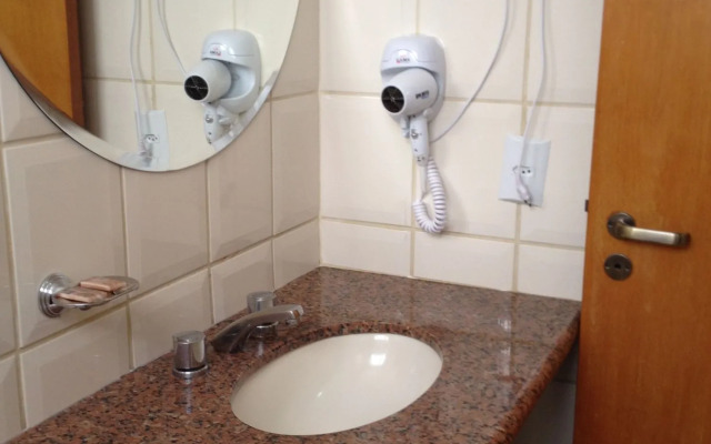Crystal Plaza Hotel Marista
