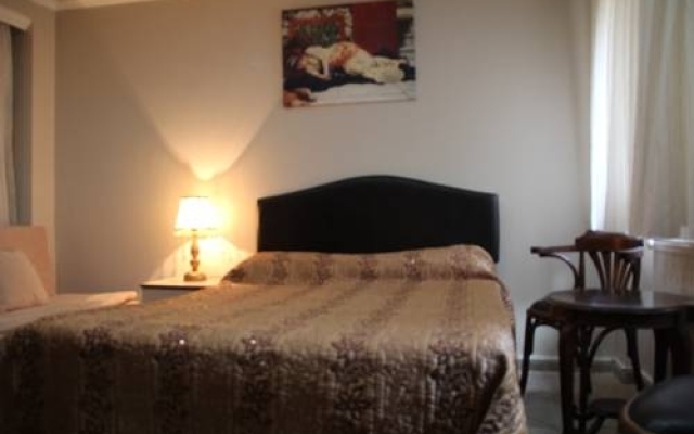 Dom Hotel комната для гостей
