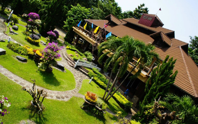 Huayparpok Resort