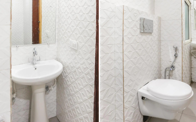 OYO 68850 Diamond Stay