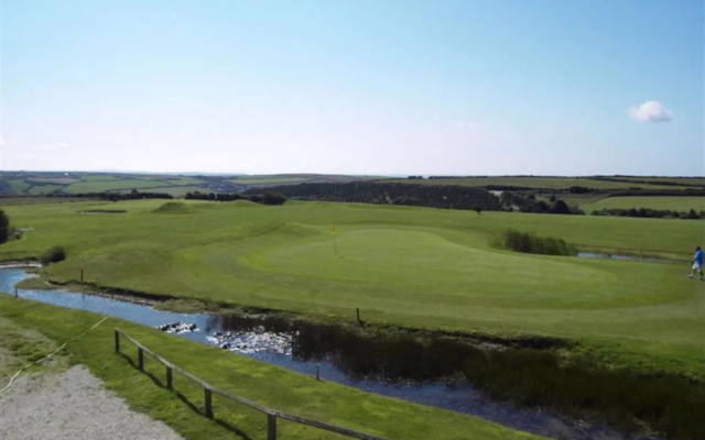Golfer View 40123