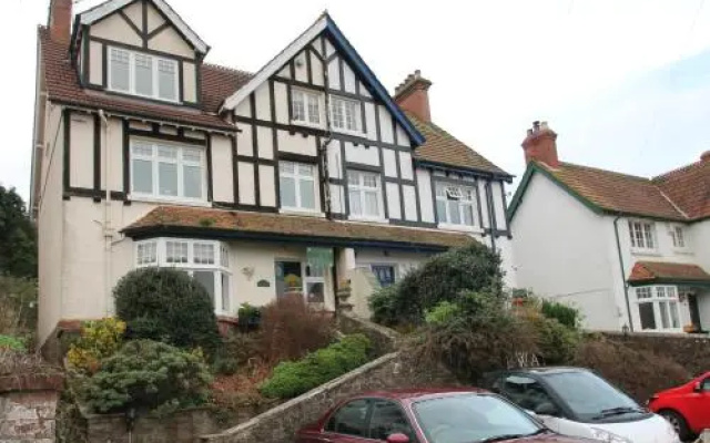 Hurlestone Apartment