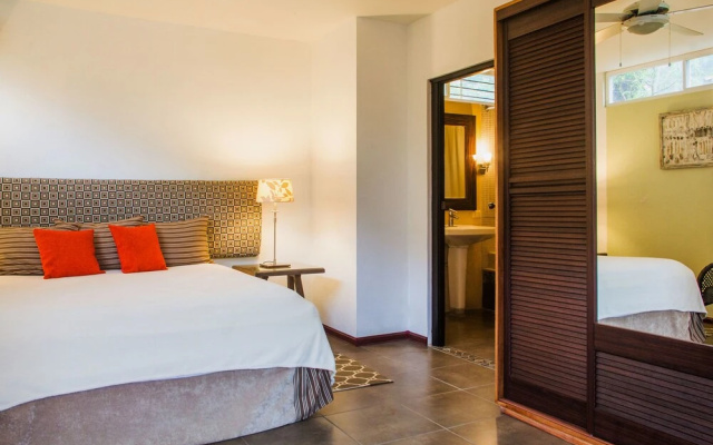 Hotel The Place