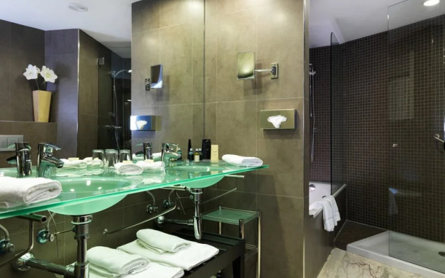 Hotel Bluebay Galatzo