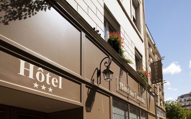 Отель Hôtel des Comédies вид на фасад
