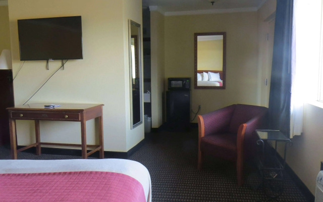 Travelodge by Wyndham Stratton