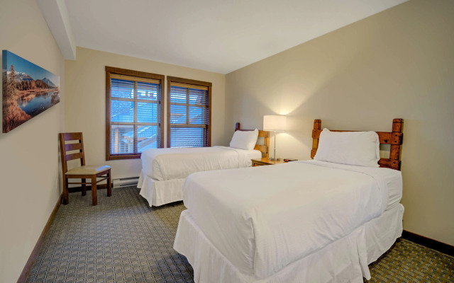 Blackcomb Springs Suites by CLIQUE