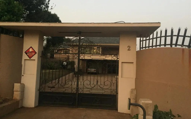 Advie Guest House