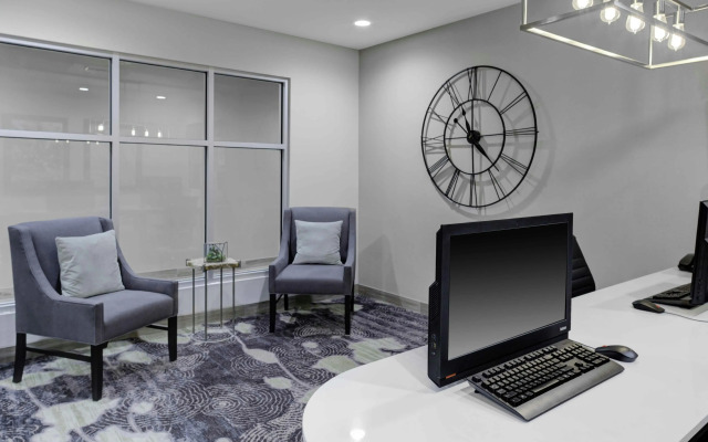 Homewood Suites by Hilton Lansing Eastwood