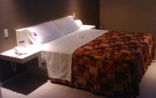 Hotel 402