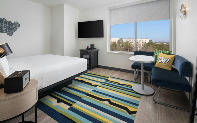 Aloft Houston Shenandoah