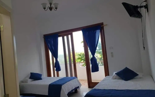 Hospedaje Delfin Azul