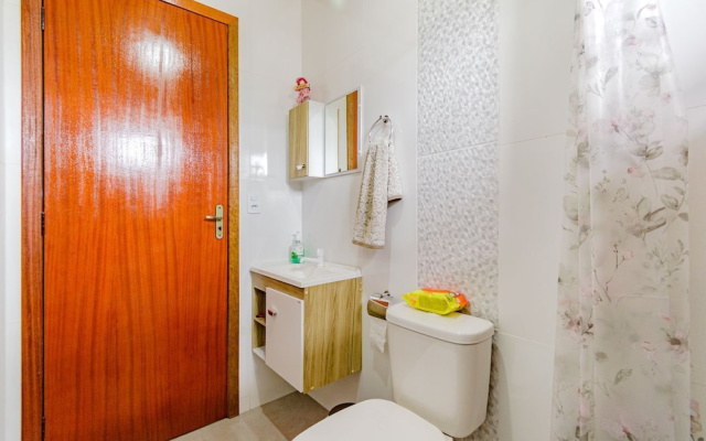 Casa p 5 Pessoas Perto das Praias e Beto Carrero
