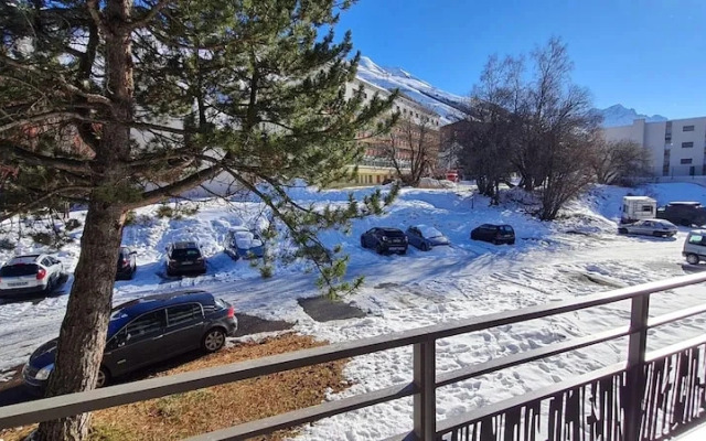 Mountain Home, Balcony & Ski Access