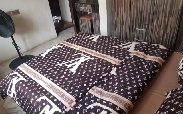 Remarkable 2-bed Apartment in Lagos