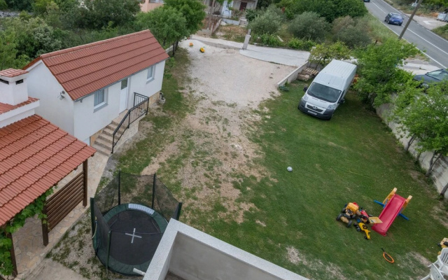 Apartments Livaja