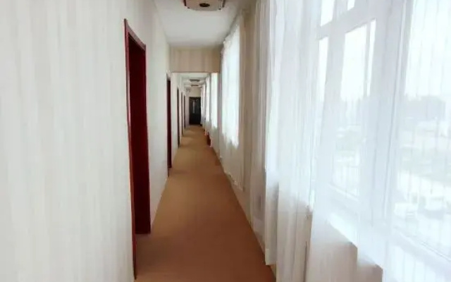 Chaka Salt Lake Yinhu Hotel