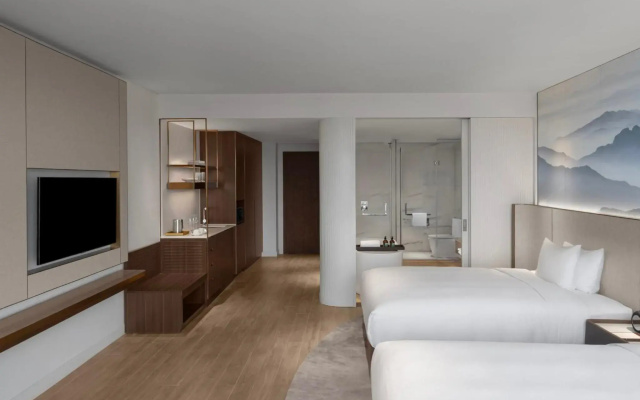 Crowne Plaza Vinh Yen City Centre