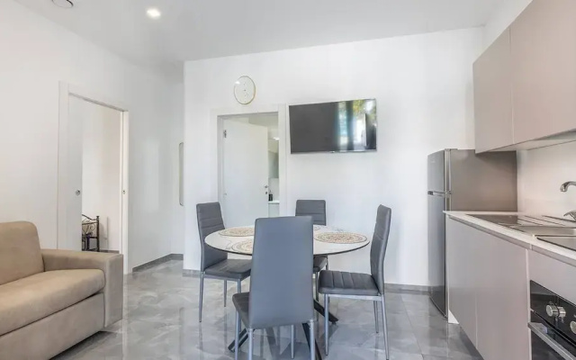 Sole Apartment 1 - Central Marina With Modern Furnishings