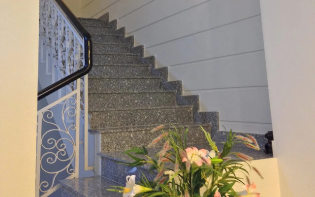 Tiffany Hotel Residence