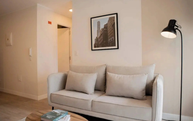 w Bright 2BR w Balconny in Miraflores