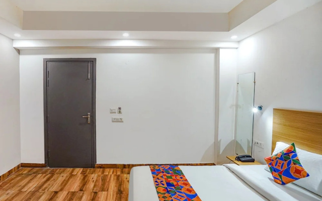 Hotel Boom Rooms By FabHotels