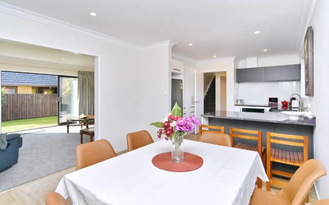 Lavandula 4 - Christchurch Holiday Homes