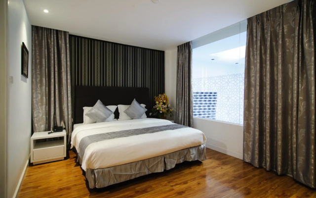 Riverside Boutique Hotel