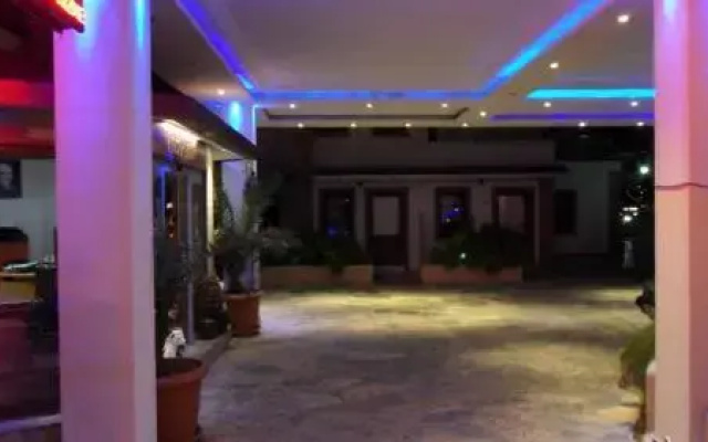 Özükara Apartments I & II