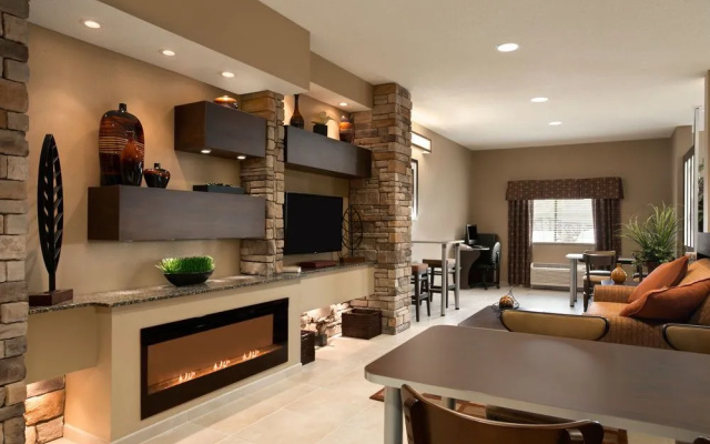 Microtel Inn & Suites by Wyndham Steubenville
