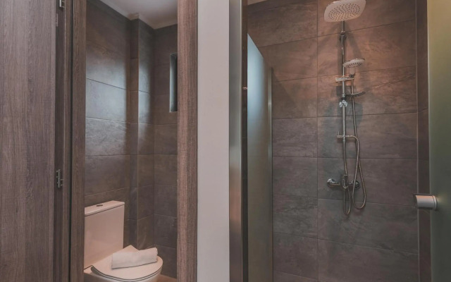 Cavo Suites
